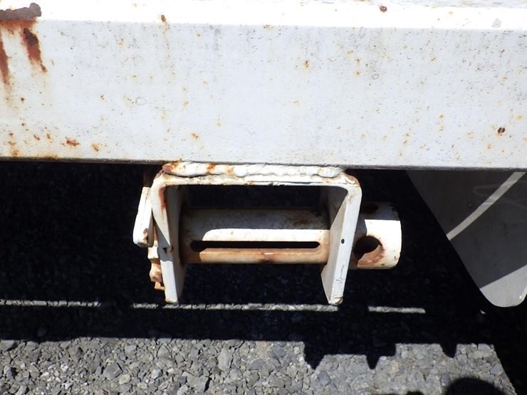 2004-asve-16'-t/a-flatbed-trailer-image-9