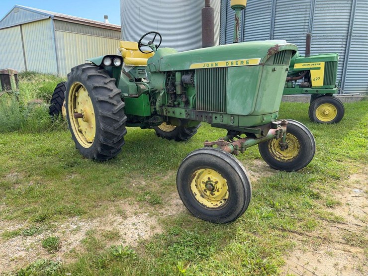 john-deere-3010-image-3
