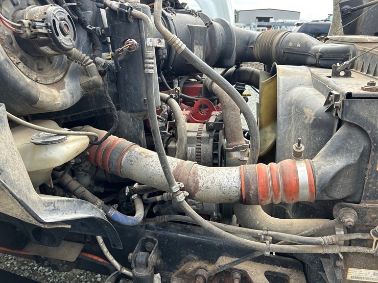ford-f750-image-27