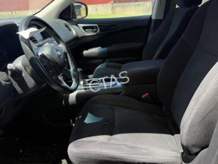 2014-nissan-pathfinder-image-13