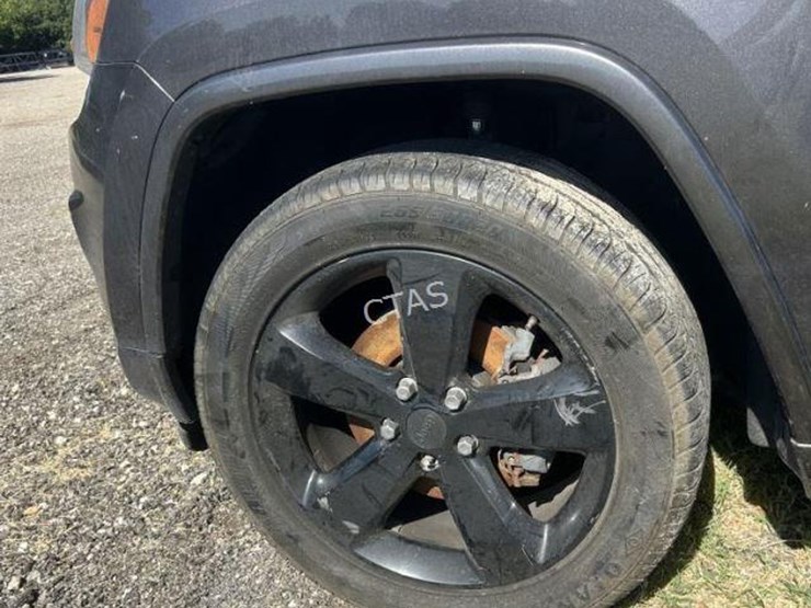 2015-jeep-grand-cherokee-image-10