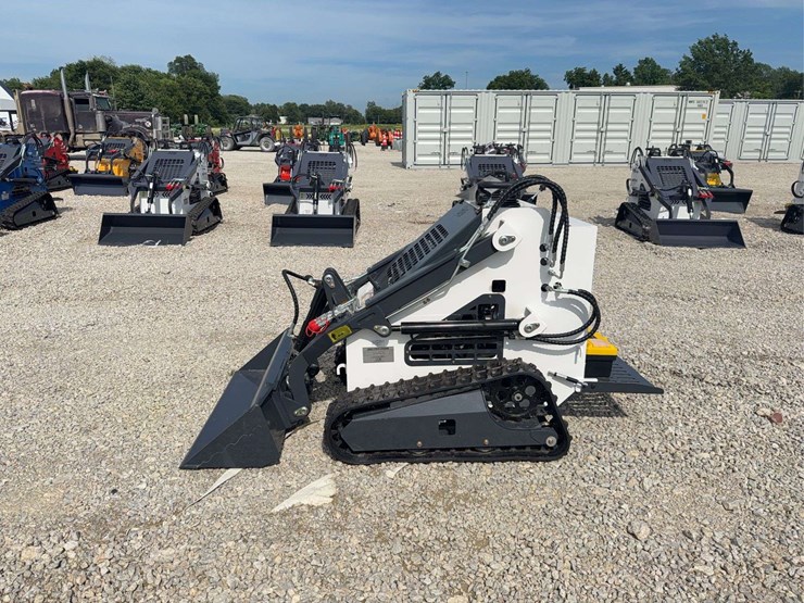 2026-zjg-zj-380-tracked-mini-skid-steer-loader-image-2