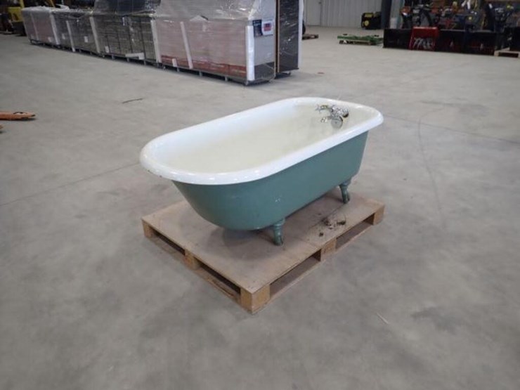 1931-ssm-co-ltd-5-ft-claw-foot-bathtub-image-6