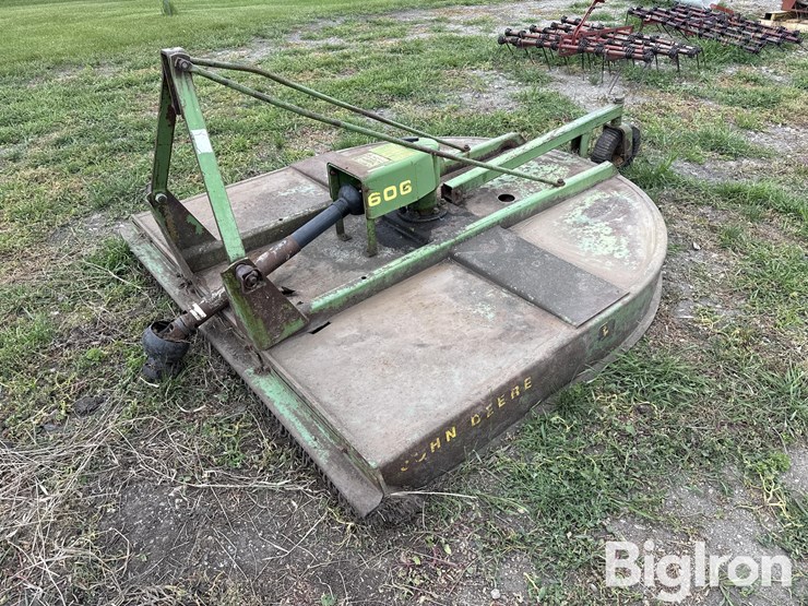 john-deere-606-image-1