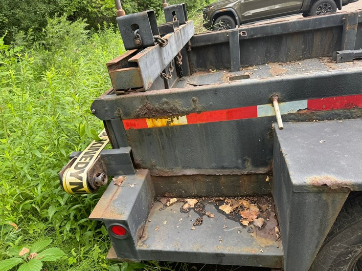 #1866-•-kiefer-industrial-built-tandem-axle-pole-trailer-image-23