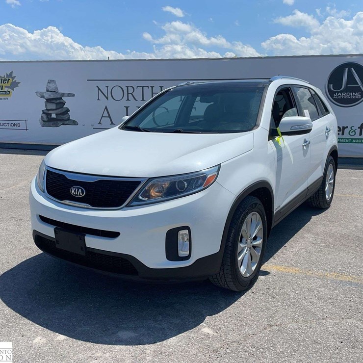 2014 KIA SORENTO