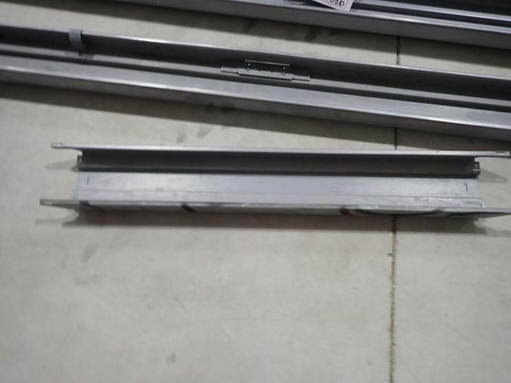daybar-86-in.-x-36.5-in.-galvanized-steel-door-image-3