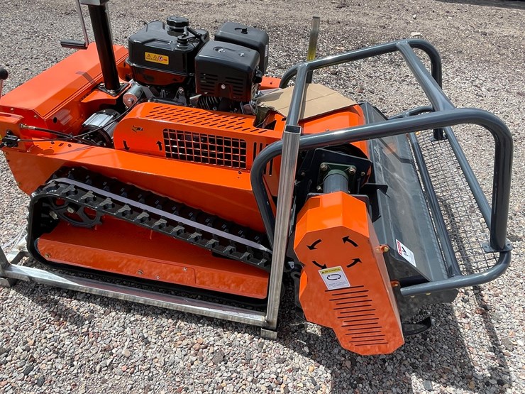 #1303-•-lawn-mower-image-6