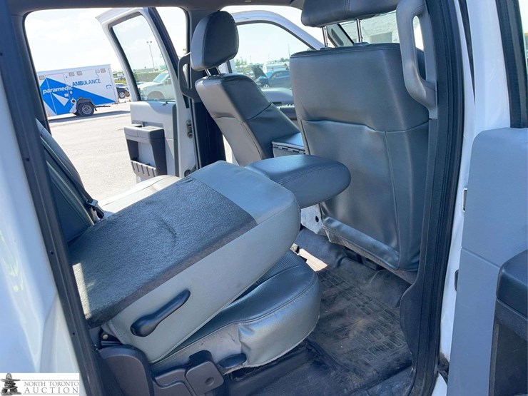 2015-ford-f350-image-19