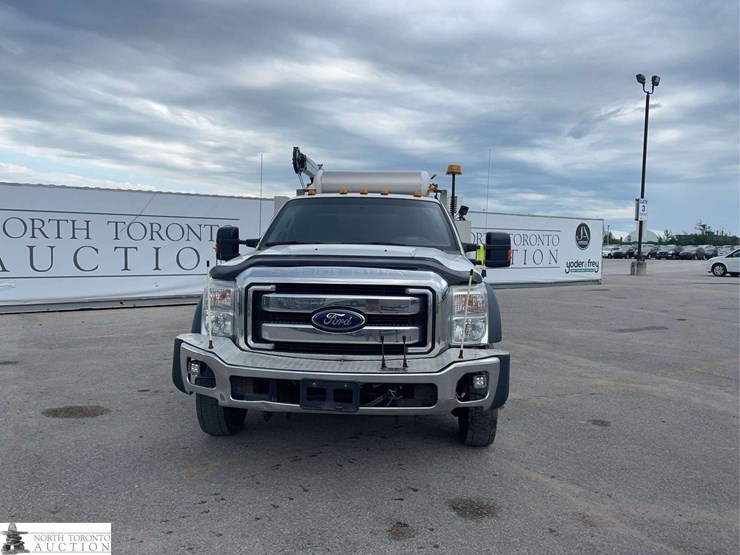 2014-ford-f550-image-2