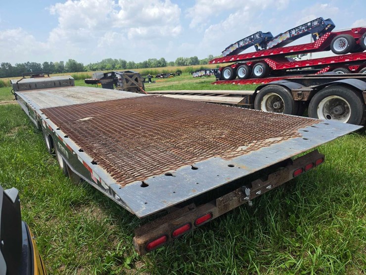 2017-landoll-930e-51-15-image-4