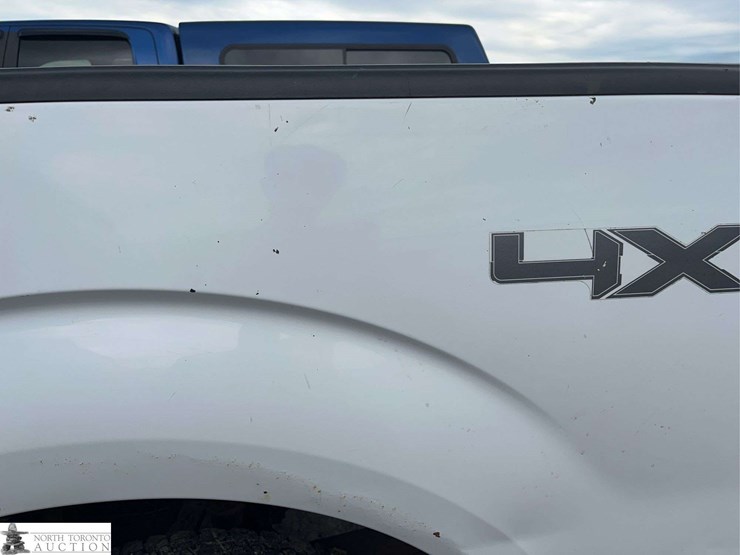 2010-ford-f150-image-26