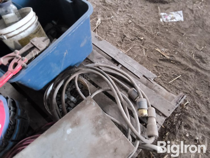 power-cords-&-misc-image-18