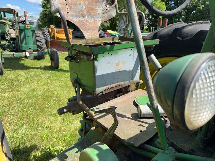 john-deere-70-image-19