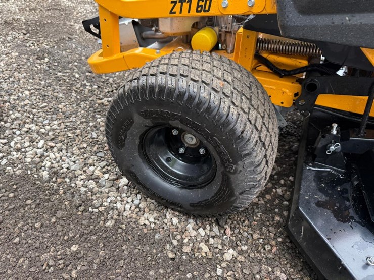 2025-cub-cadet-60-image-12