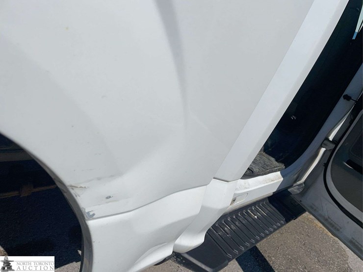 2017-ford-f150-image-28