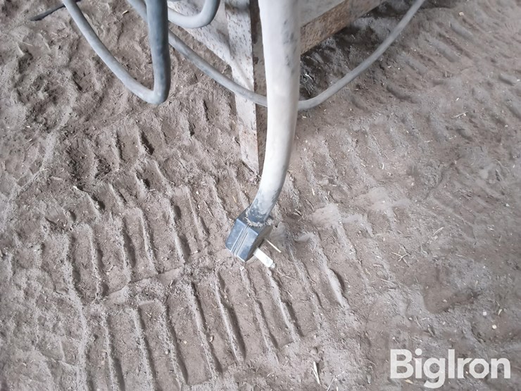 weld-table-w/-miller-welder-image-13
