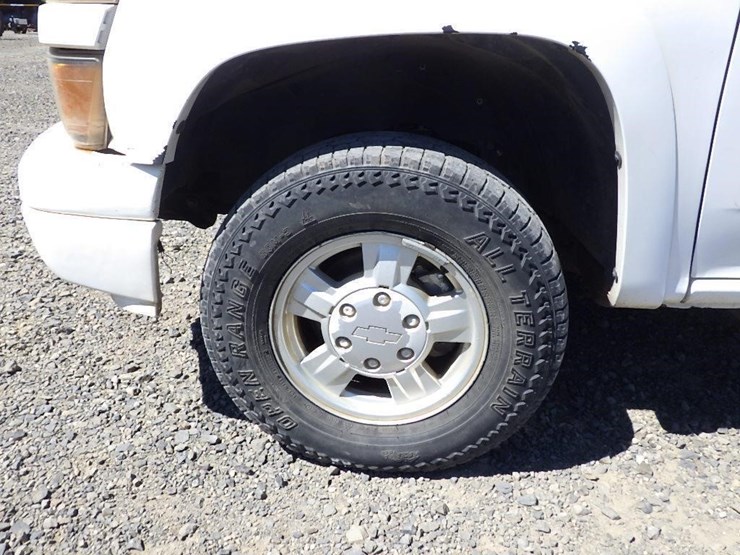 2005-chevrolet-colorado-image-10