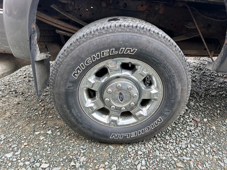 2012-ford-f350-image-47