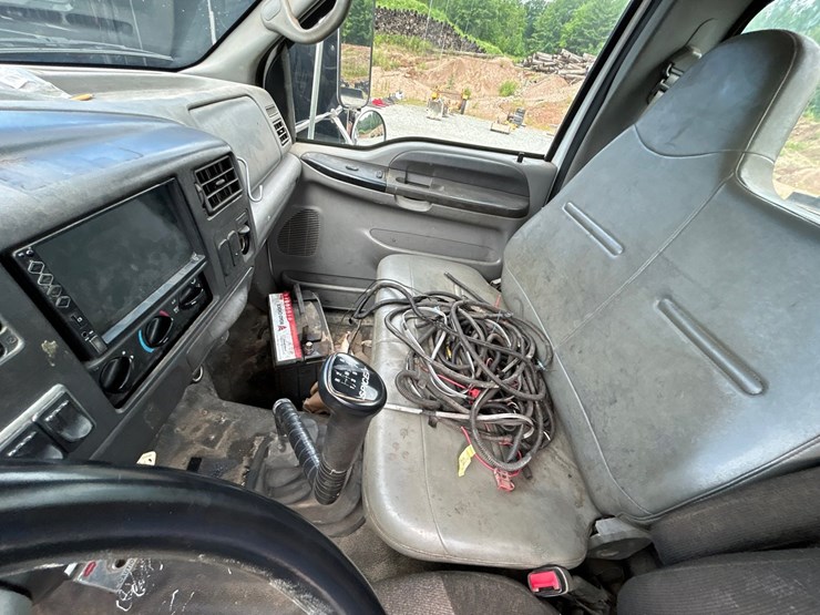 ford-f750-image-48