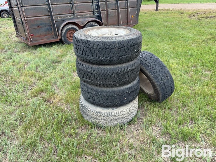 265/70r16-tires-w/dodge-rims-image-5