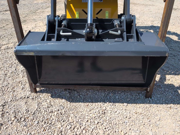 (1)-sdl-mini-crawler-skid-steer-ssl60-image-2