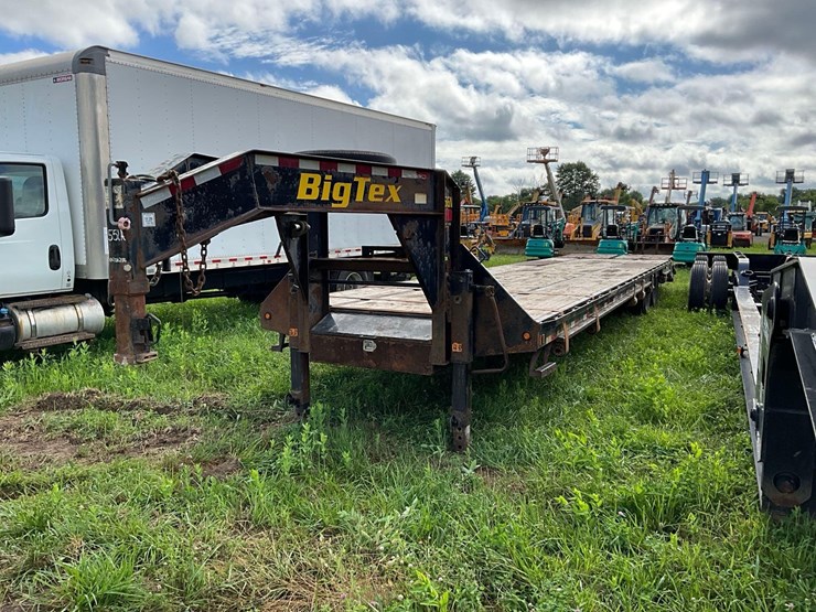 2021-big-tex-25'-gooseneck-image-1