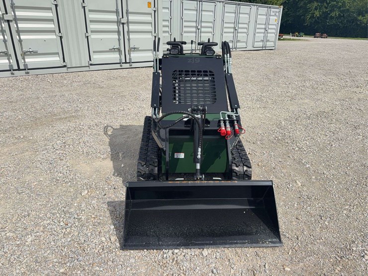 2026-zjg-zj-380-tracked-mini-skid-steer-loader-image-9