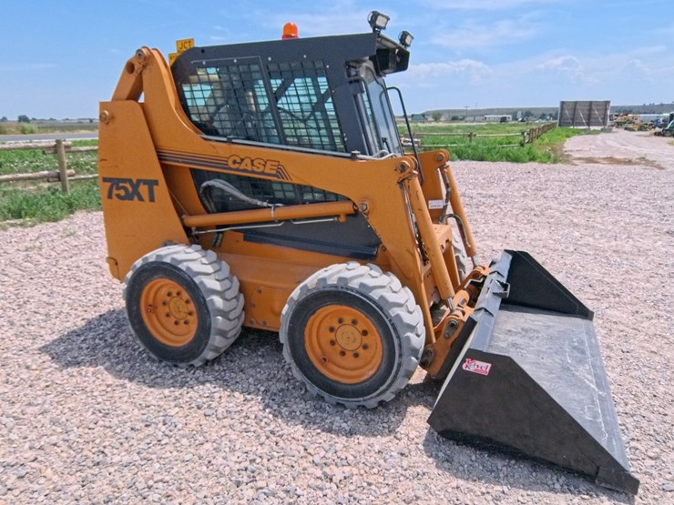 case-75xt-image-36