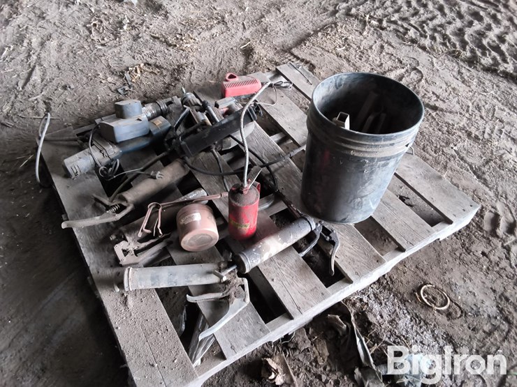 grease-guns-&-misc-image-5