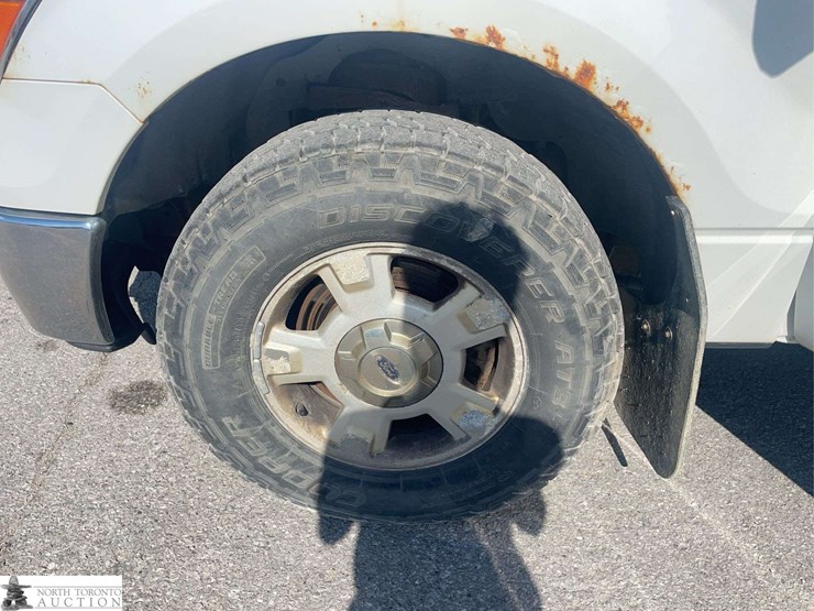 2014-ford-f150-image-17