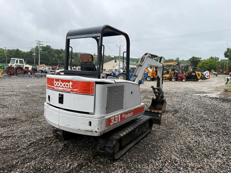 bobcat-331-image-4