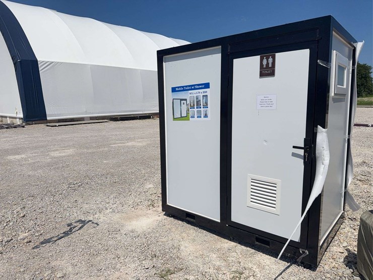 new-portable-bathroom-w/-shower-image-1