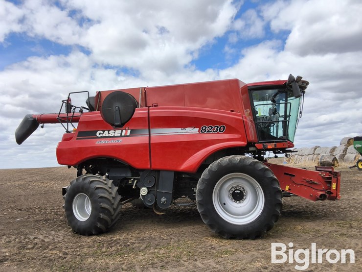 2013-case-ih-8230-image-4