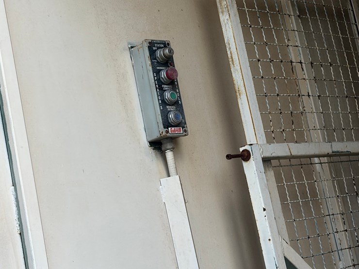 #1792-•-galbreath-gp275-carboard-compactor-image-28