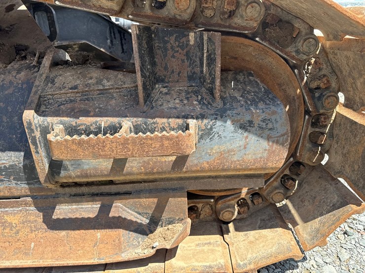 2014-caterpillar-501-image-98