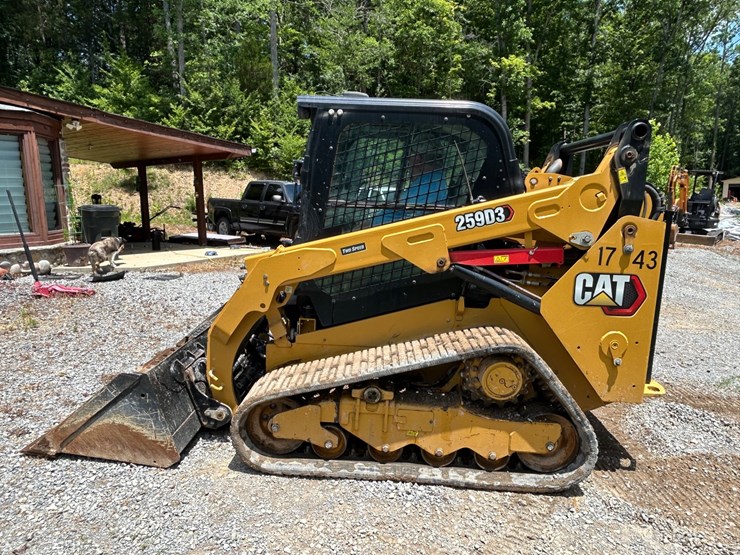 2025-caterpillar-259d3-image-2
