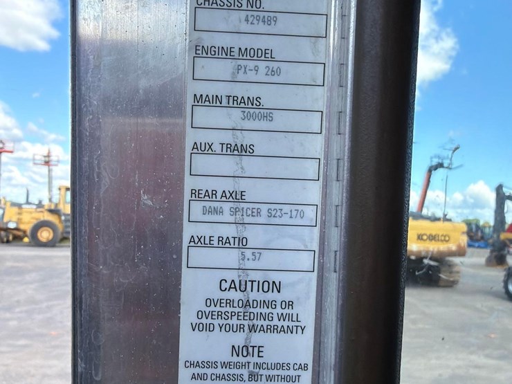 2014-kenworth-t370-image-18
