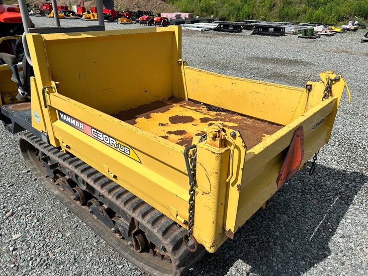 2013-yanmar-c30-image-12