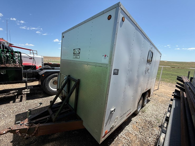 2000-carrier-trailer-14’x7’-t/a-doghouse-bp-trailer-image-1