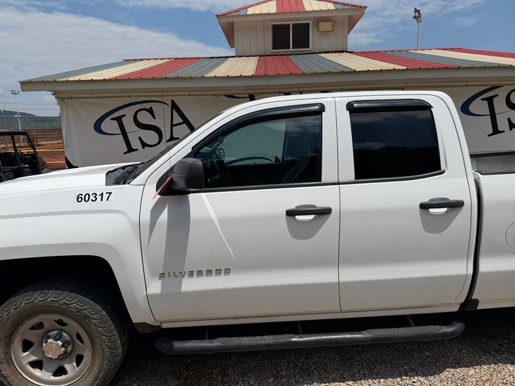2019-chevrolet-silverado-1500-image-12