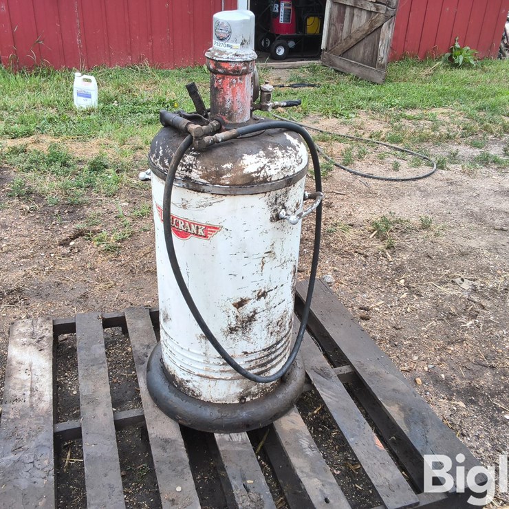 Balcrank 2854 50:1 Pneumatic Piston Grease Pump
