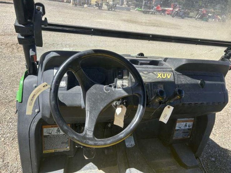 john-deere-gator-image-10