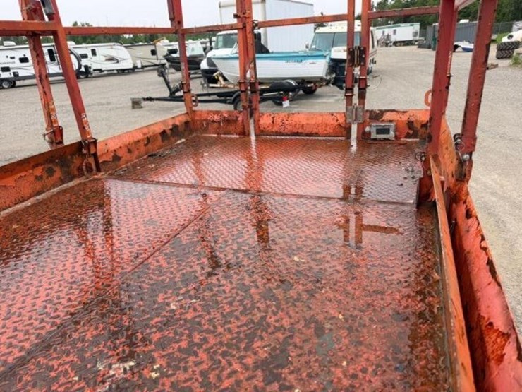 2017-skyjack-sj6832-4x4-scissor-lift-37011111-image-29