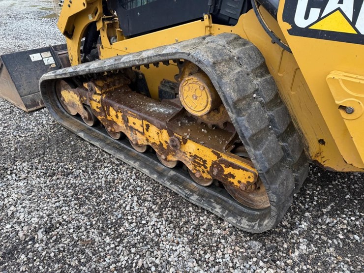 2018-caterpillar-299d2-image-17