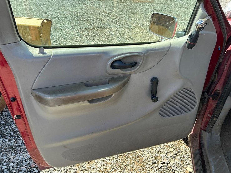 2000-ford-2000-image-34