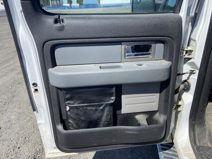 2011-ford-f150-xl-image-25
