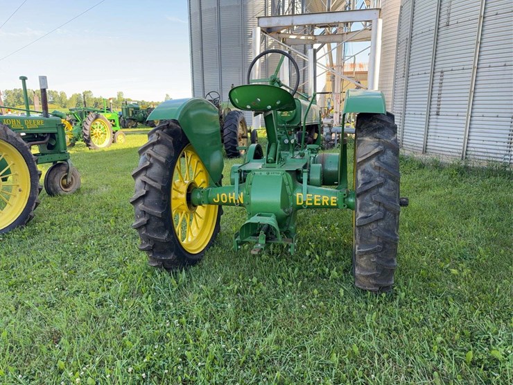 john-deere-model-a-image-3