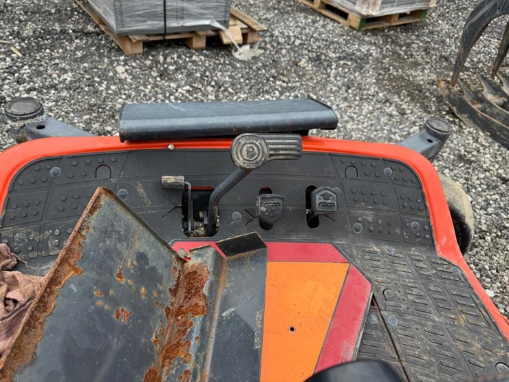 2019-kubota-zd1211-image-20