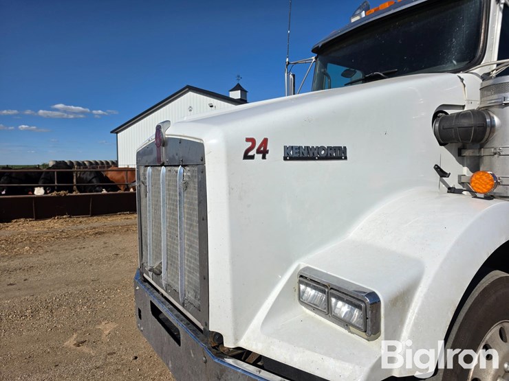 2018-kenworth-t800-image-14